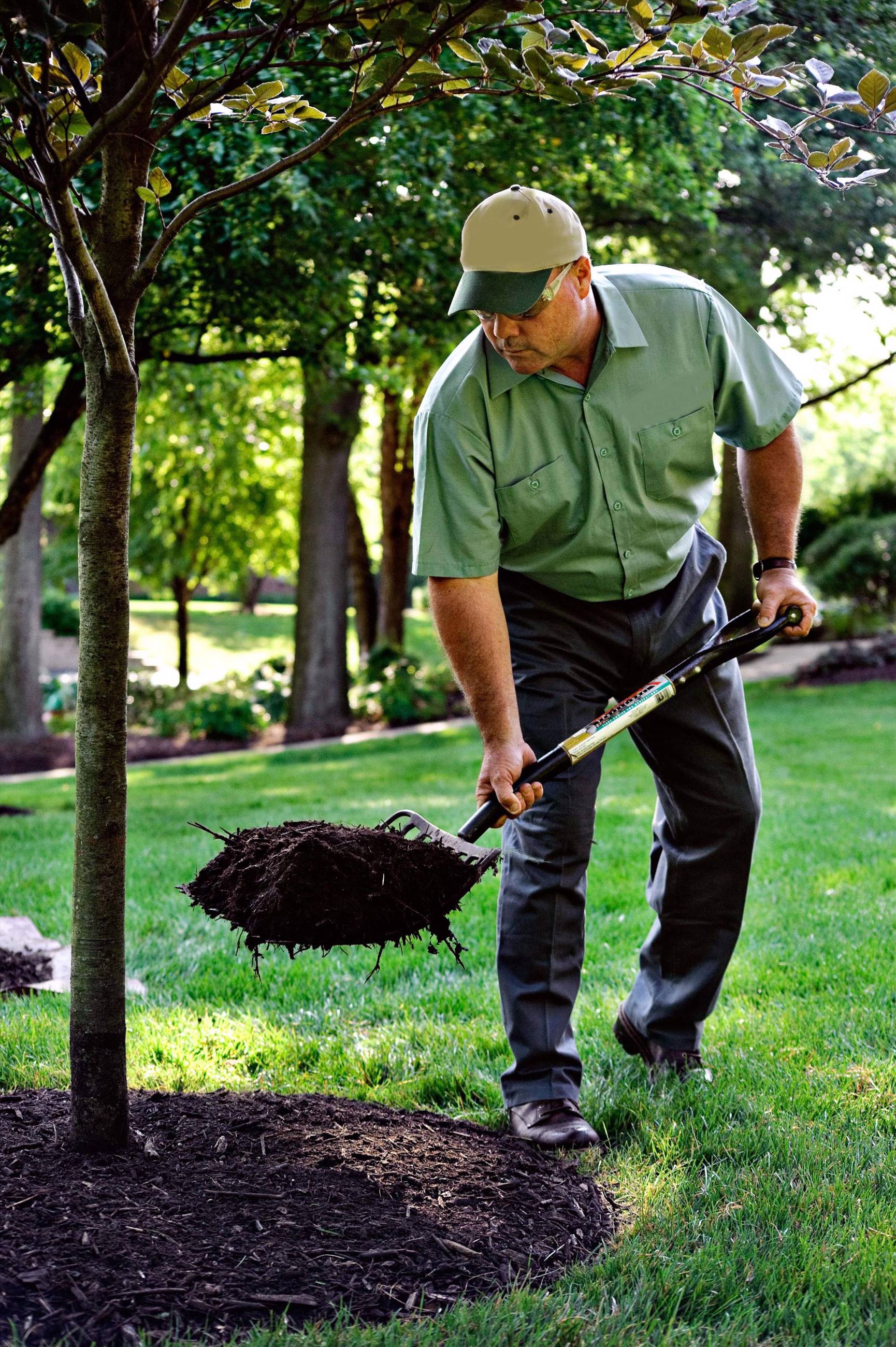 Guy Mulching Edit